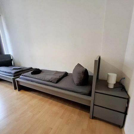 Altbauwohnung Direkt An Der Karli Mit Balkon - Netflix Inklusive Leipzig Exterior foto