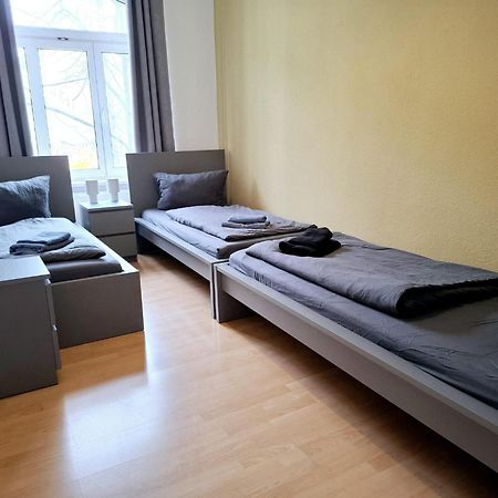 Altbauwohnung Direkt An Der Karli Mit Balkon - Netflix Inklusive Leipzig Exterior foto